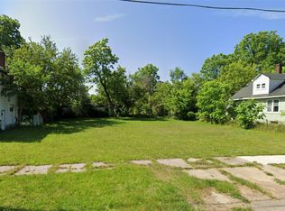 902 Addison St, Flint, MI 48505