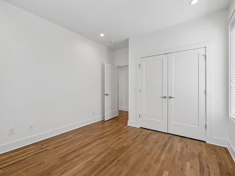 110 Oceola Ave #10 — Photo 16