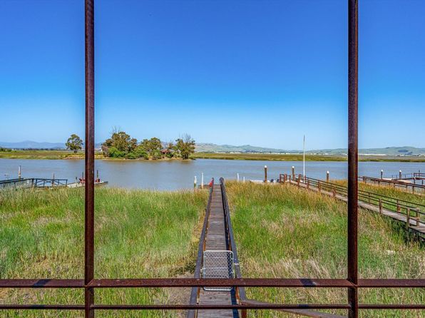 1364 Milton Rd, Napa, CA 94559