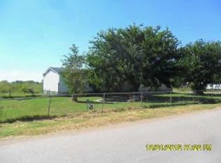 22 Willow Rd, Los Lunas, NM 87031