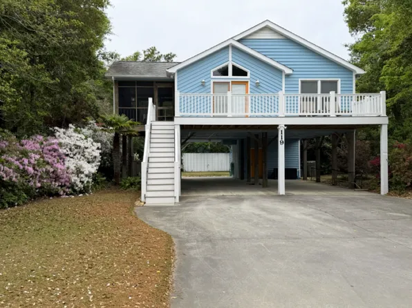 119 Live Oak St, Emerald Isle, NC 28594