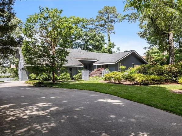 809 De La Fayette Ct, Virginia Beach, VA 23455