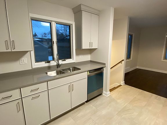 5th image of 408 N Griffith Blvd