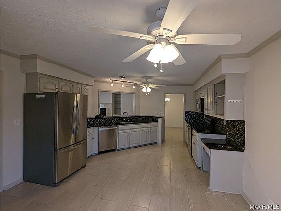 4th image of 6509 Monmouth Mews