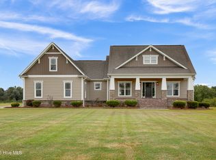 416 Island Creek Rd, Wallace, NC 28466