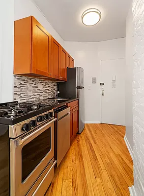 Rented by REAL New York | media 7