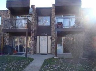 1203 Pleasant Run Dr APT 110, Wheeling, IL 60090