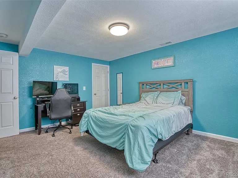 2600 Marina St — Photo 23