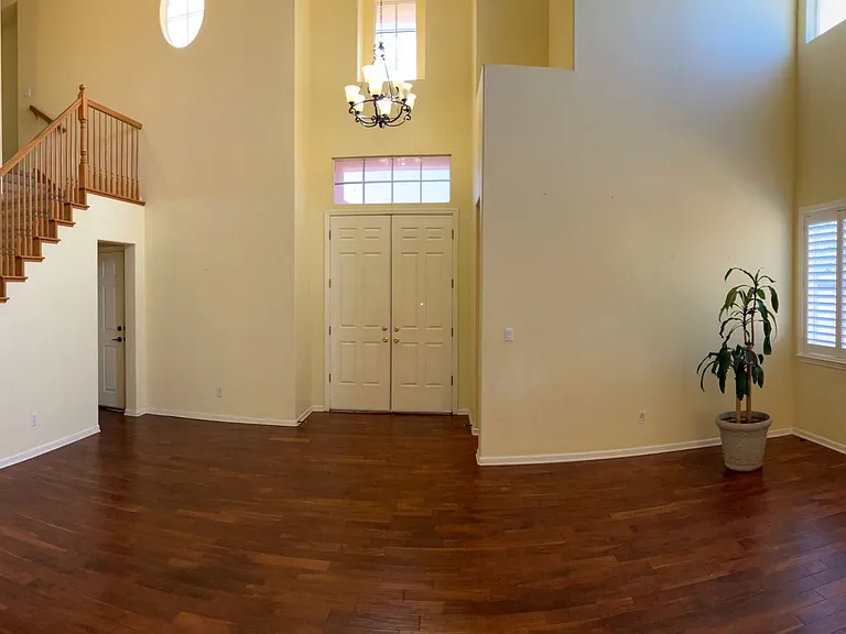 115 Sea Gull Ct — Photo 2