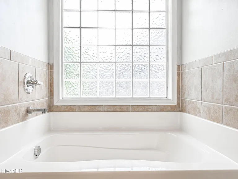 112 Holly Oak Cir — Photo 16