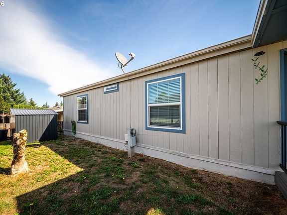 4th image of 1805 NE 94th St