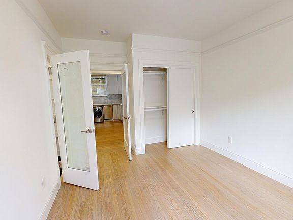 5th image of 696 Valencia St #1