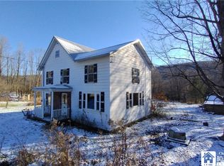 1119 McHenry Valley Rd, Almond, NY 14804