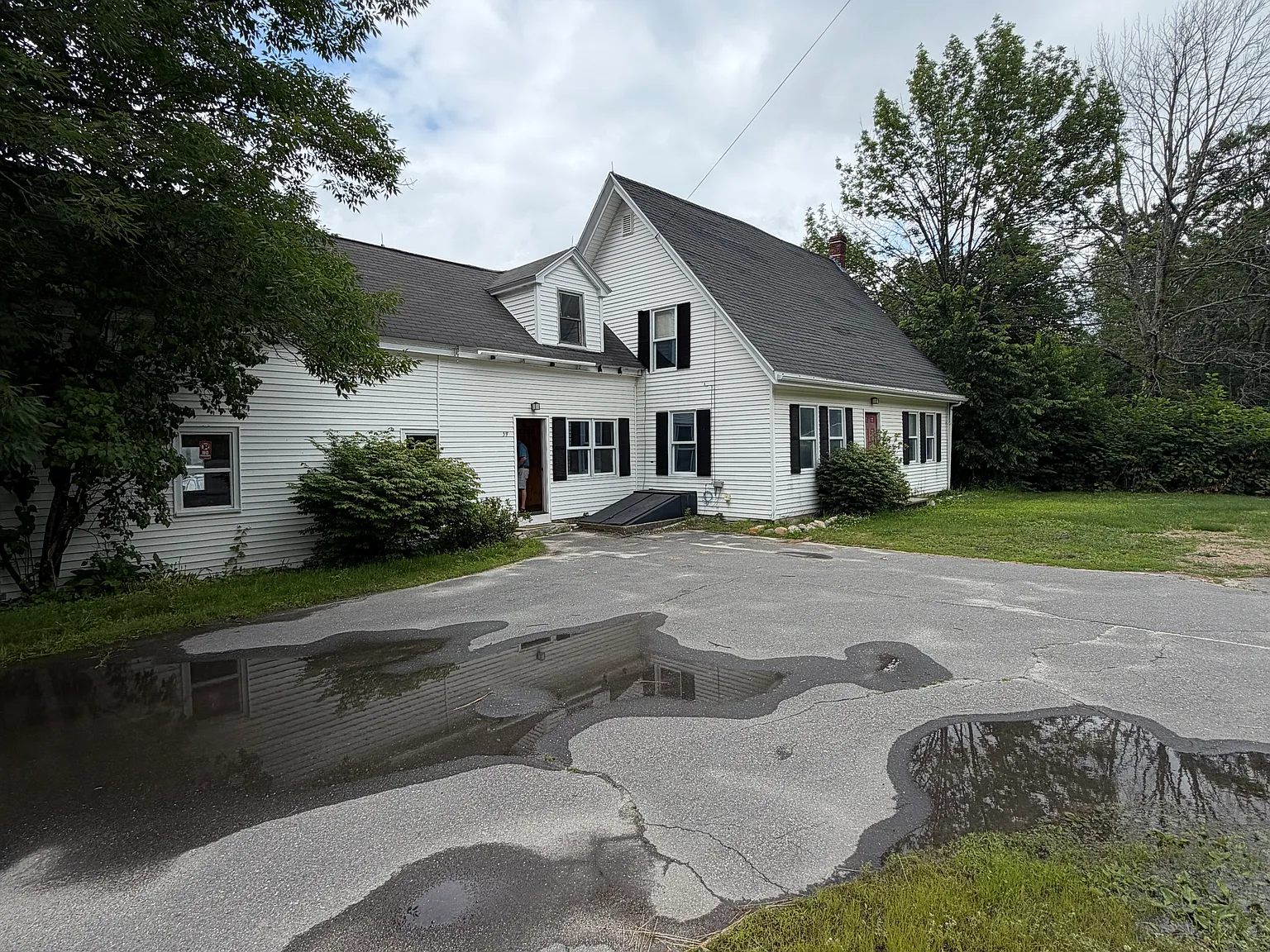4 bed, 1800 sqft, $2,800 — Photo 3