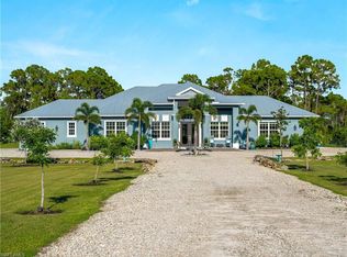 9016 Falcon Ct, Venice, FL 34293