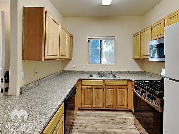 5th image of 5655 E Sahara Ave Unit 2004