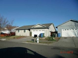 2043 Marble St, Santa Rosa, CA 95407