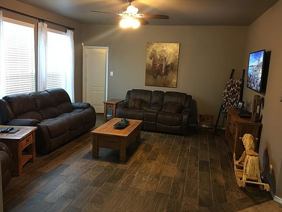 2nd image of 161 Cita Roost