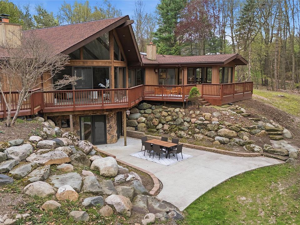 1st image of 3050 Reese Rd