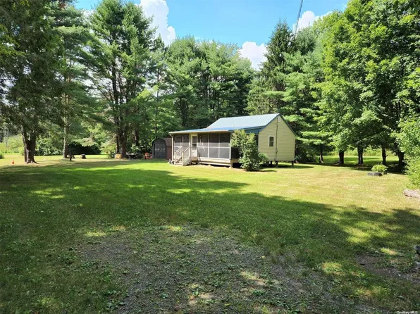 127 County Road 50, Out Of Area Town, NY 13320