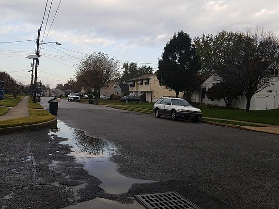 4th image of 4 Sycamore Dr
