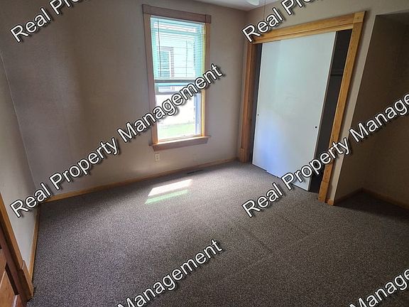 5th image of 213 Pettibone Ave #1