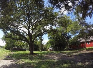 904 Roosevelt St, La Marque, TX 77568