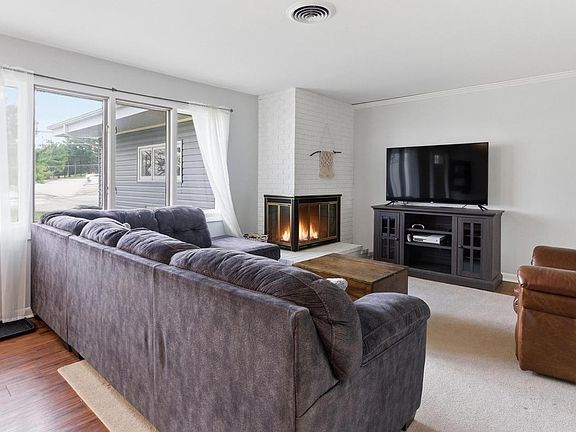 5th image of 20767 Beaver Creek Rd