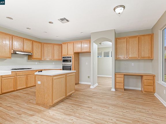 3rd image of 3870 Bilsted Way
