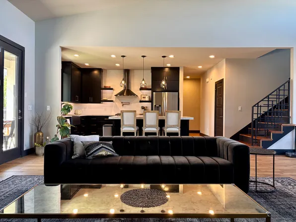 (undisclosed Address), Broken Arrow, OK 74011