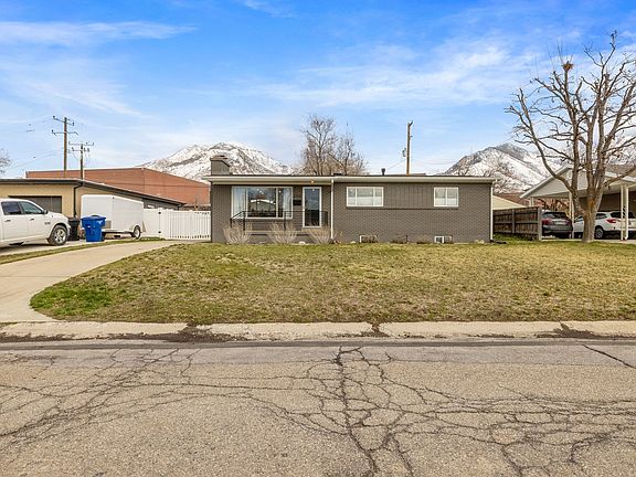 2nd image of 3733 S Terrace Heights Rd