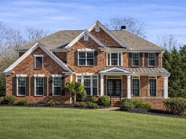 5385 Harbury Ln, Suwanee, GA 30024