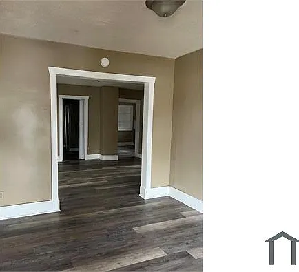 95 W Milton Ave — Photo 3