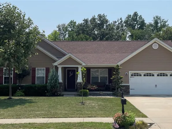 548 Long Train Dr, Troy, MO 63379