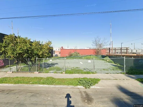 615 E Channel St, Stockton, CA 95202