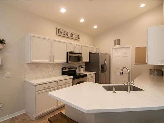 4th image of 1641 Mellon Way
