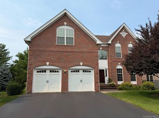 415 Vassar Place, Fishkill, NY 12524