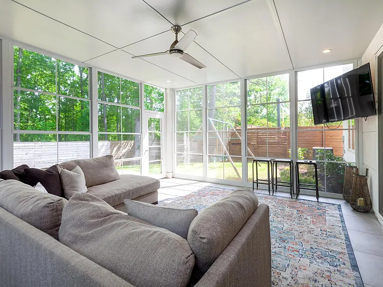 1214 Realta Dr — Photo 25