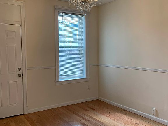4th image of 928 51st St Floor 2