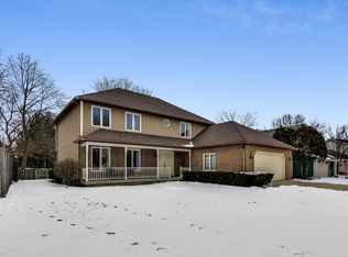 5576 Ranier Dr, Lisle, IL 60532