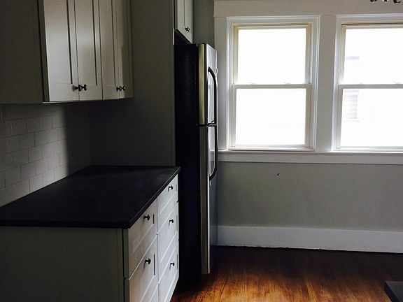 4th image of 88 Camden Ave Floor 2