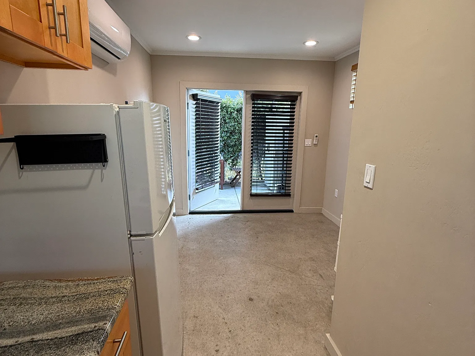 Studio, 180 sqft, $1,800 — Photo 4