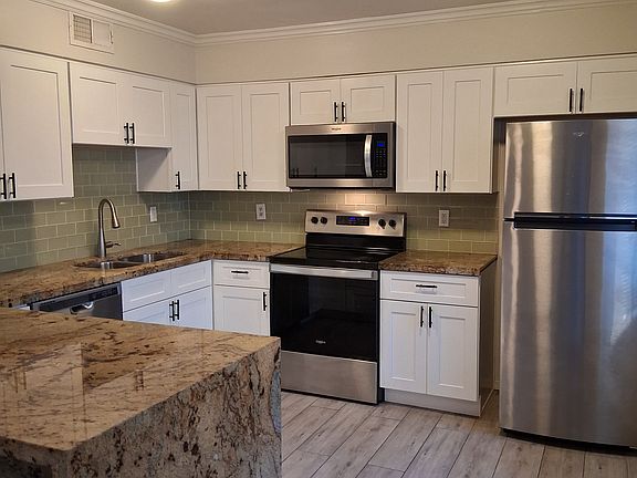 3rd image of 6528 N 17th Ave #15