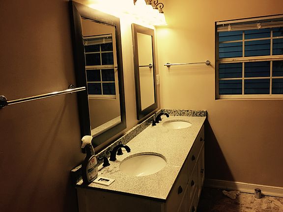 5th image of 3119 N College Ave #11211047