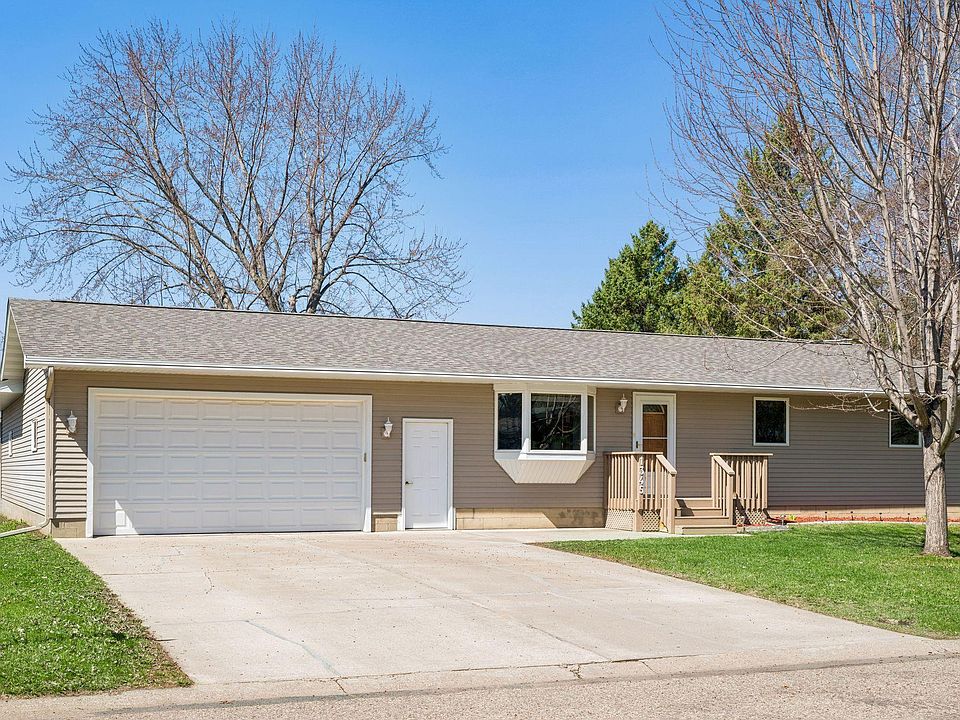 1st image of 1345 Willow Ave