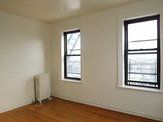 Rented by Bohemia Realty Group | media 13