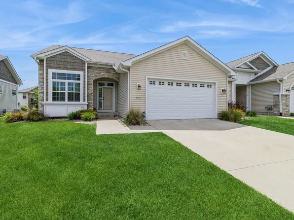 2812 Roxboro Dr, Ames, IA 50010