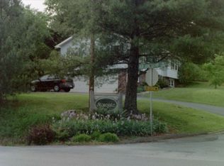 10 Stone Dr, Bristol, TN 37620