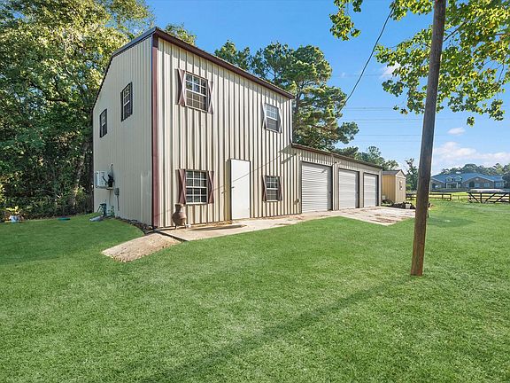 4th image of 32403 Dobbin Huffsmith Rd
