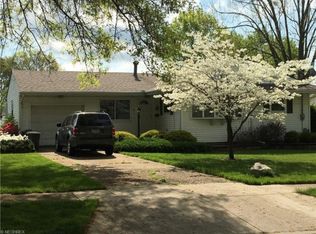 61 Hale Ave, Mogadore, OH 44260